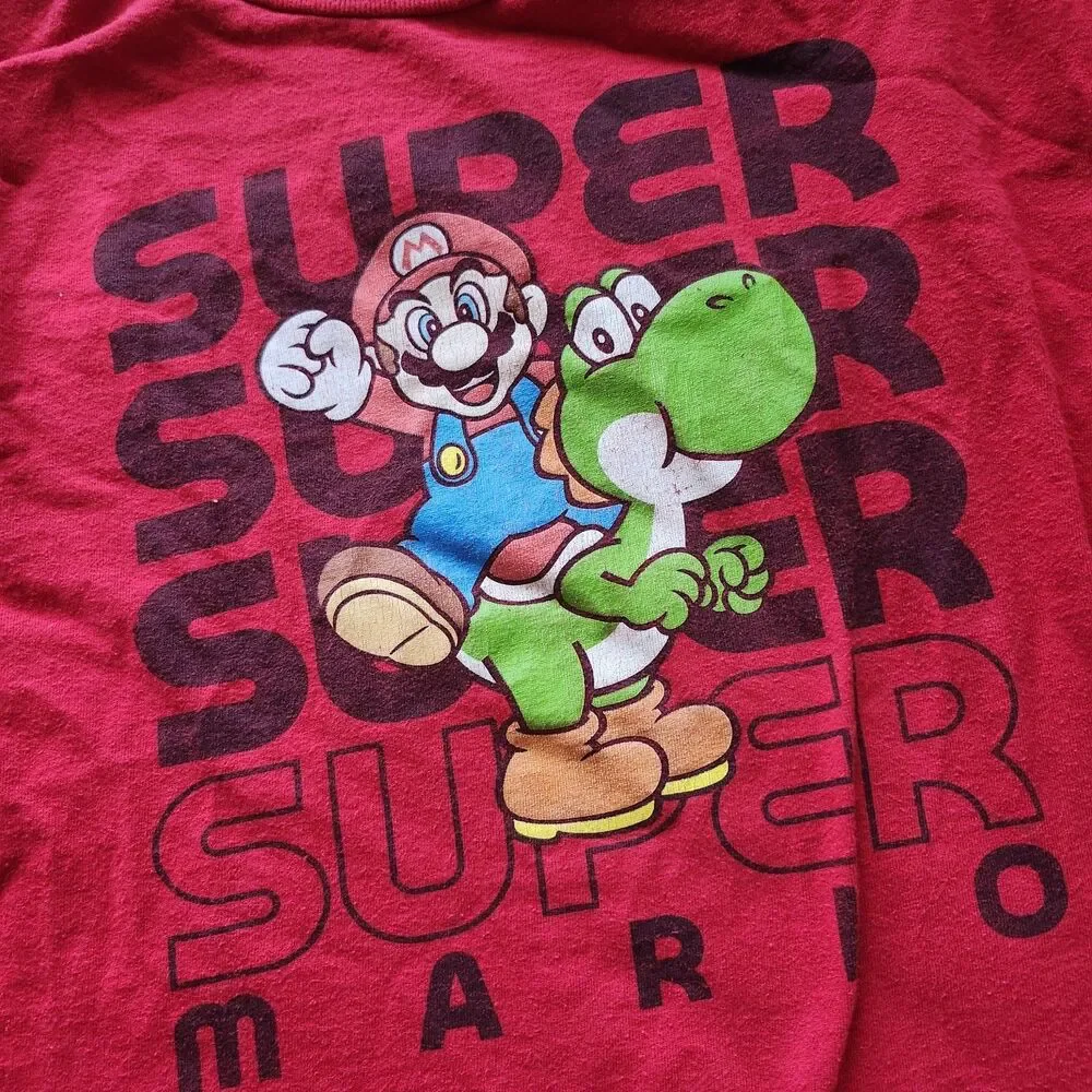 Super Mario Red Long Sleeve Graphic Sweatshirt Size XL